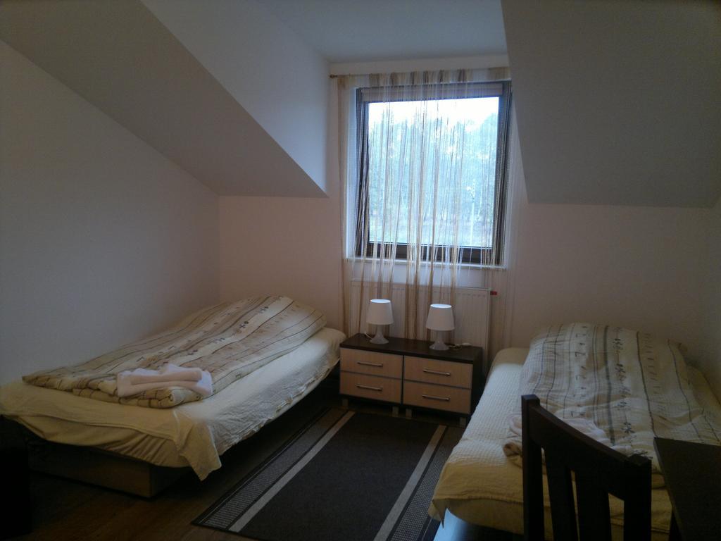 Hotel Diament - Zajazd U Przemka Zgierz Quarto foto